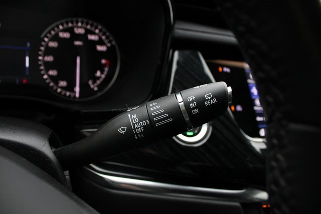 Used 2023 Cadillac XT6 Premium Luxury w/ LPO, Floor Liner Package image 18