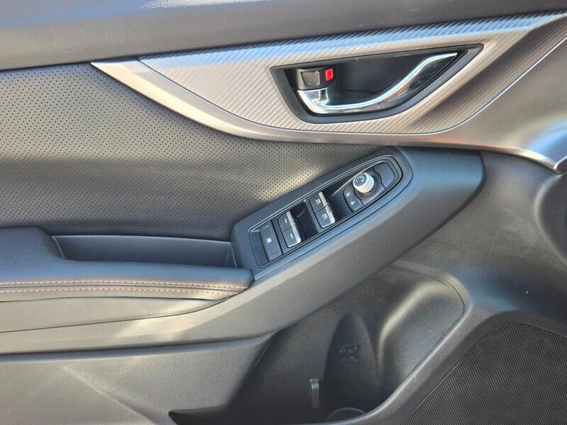 Used 2023 Subaru Crosstrek 2.5i Limited w/ Moonroof Package image 30