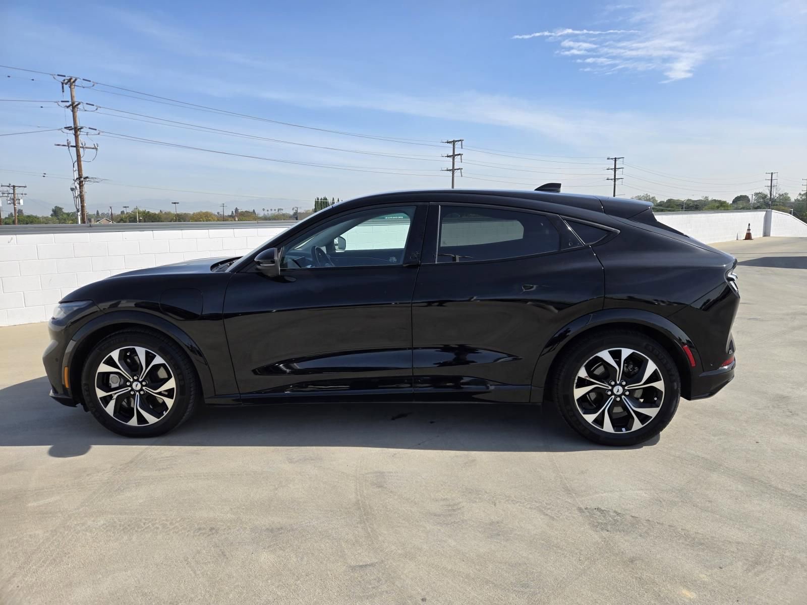 Used 2023 Ford Mustang Mach-E Premium image 7