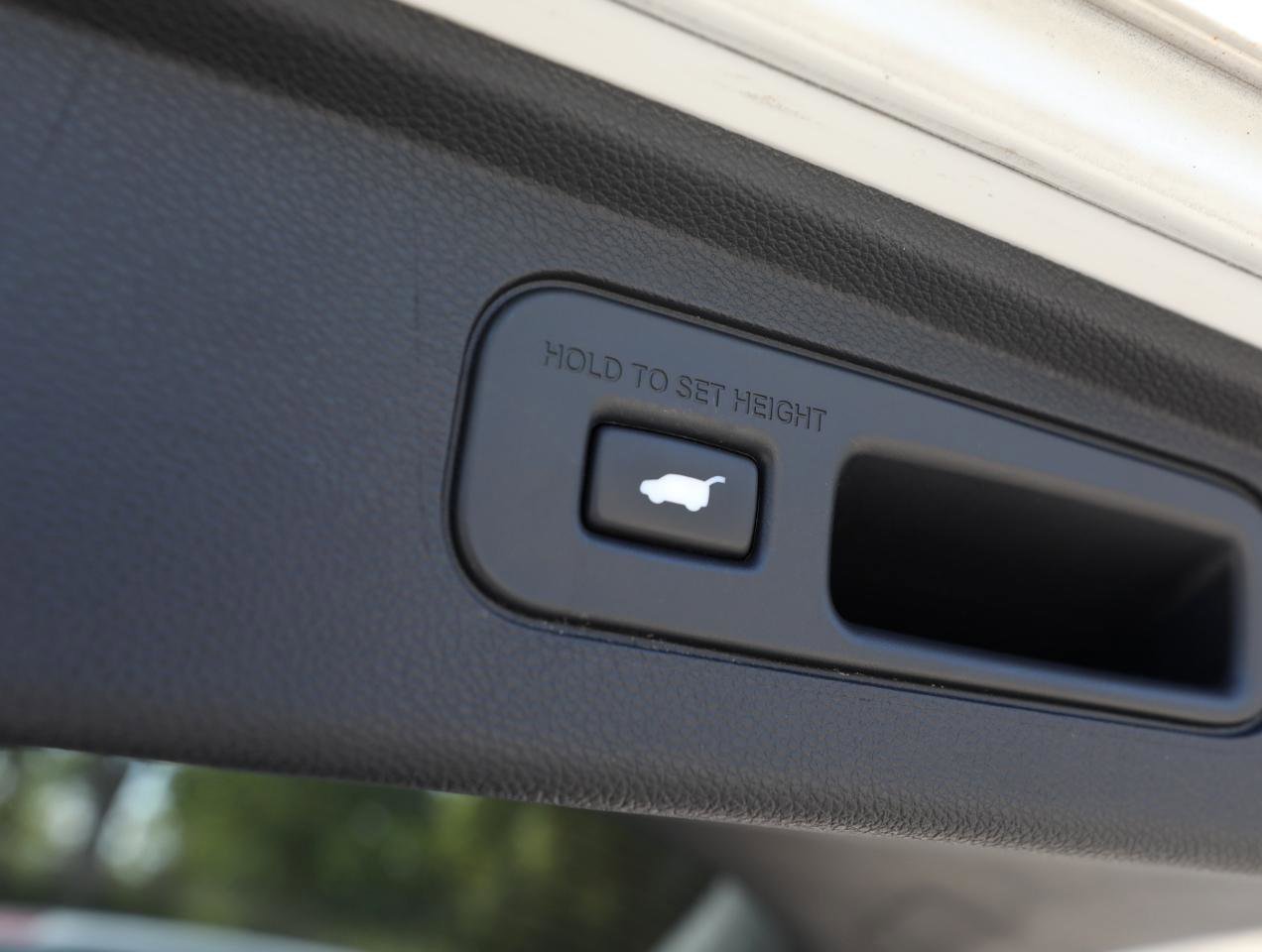 Used 2022 Honda Odyssey Elite image 14