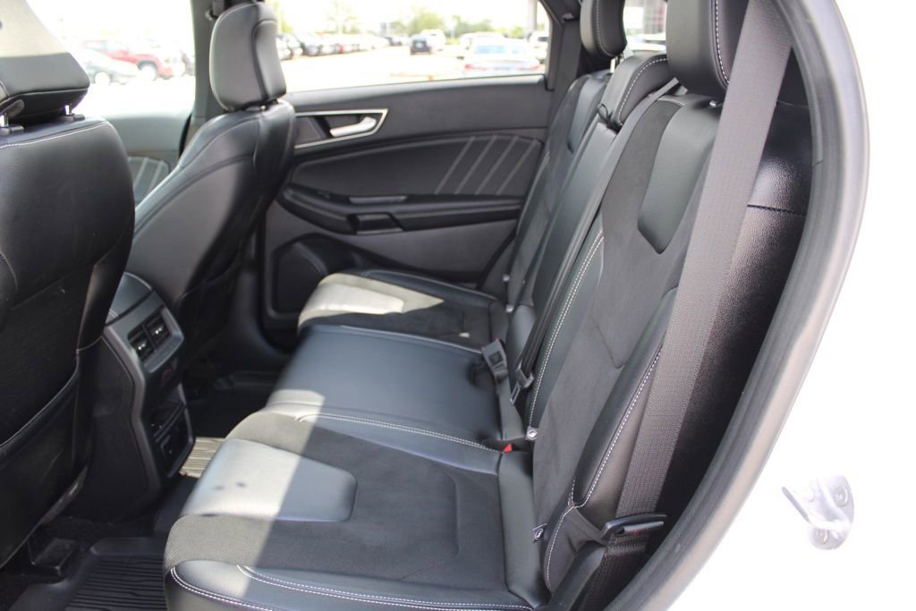 Used 2020 Ford Edge ST w/ Equipment Group 401A AWD/4WD image 26