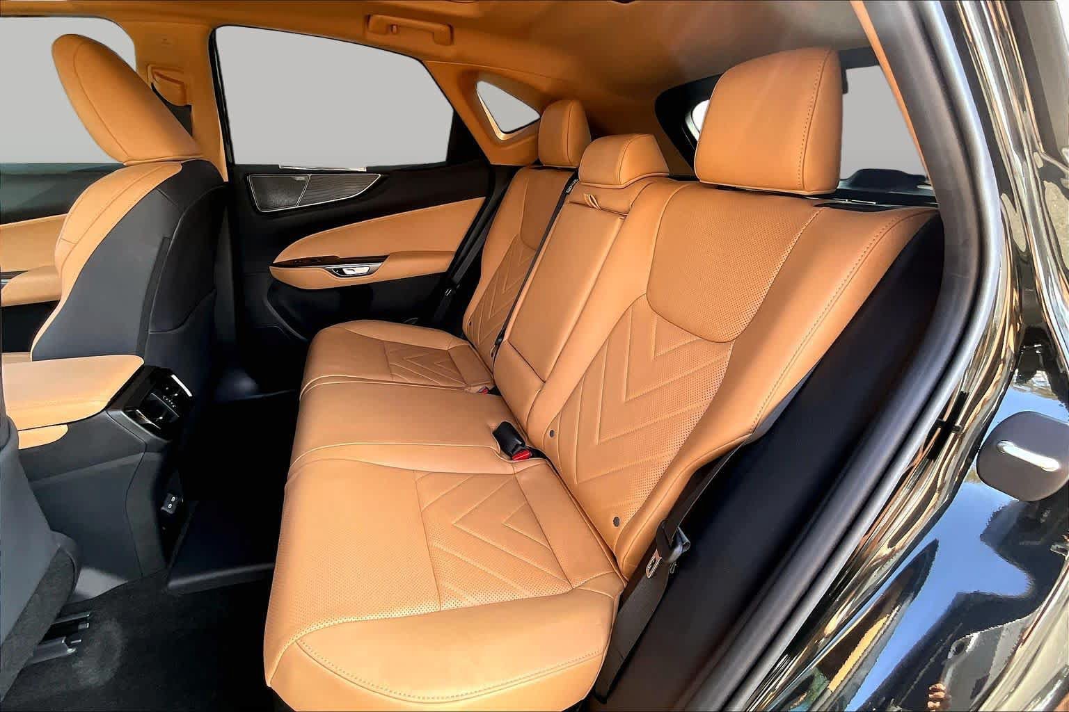 Certified 2025 Lexus NX 450h+ AWD w/ Accessory Package (Z1) image 18