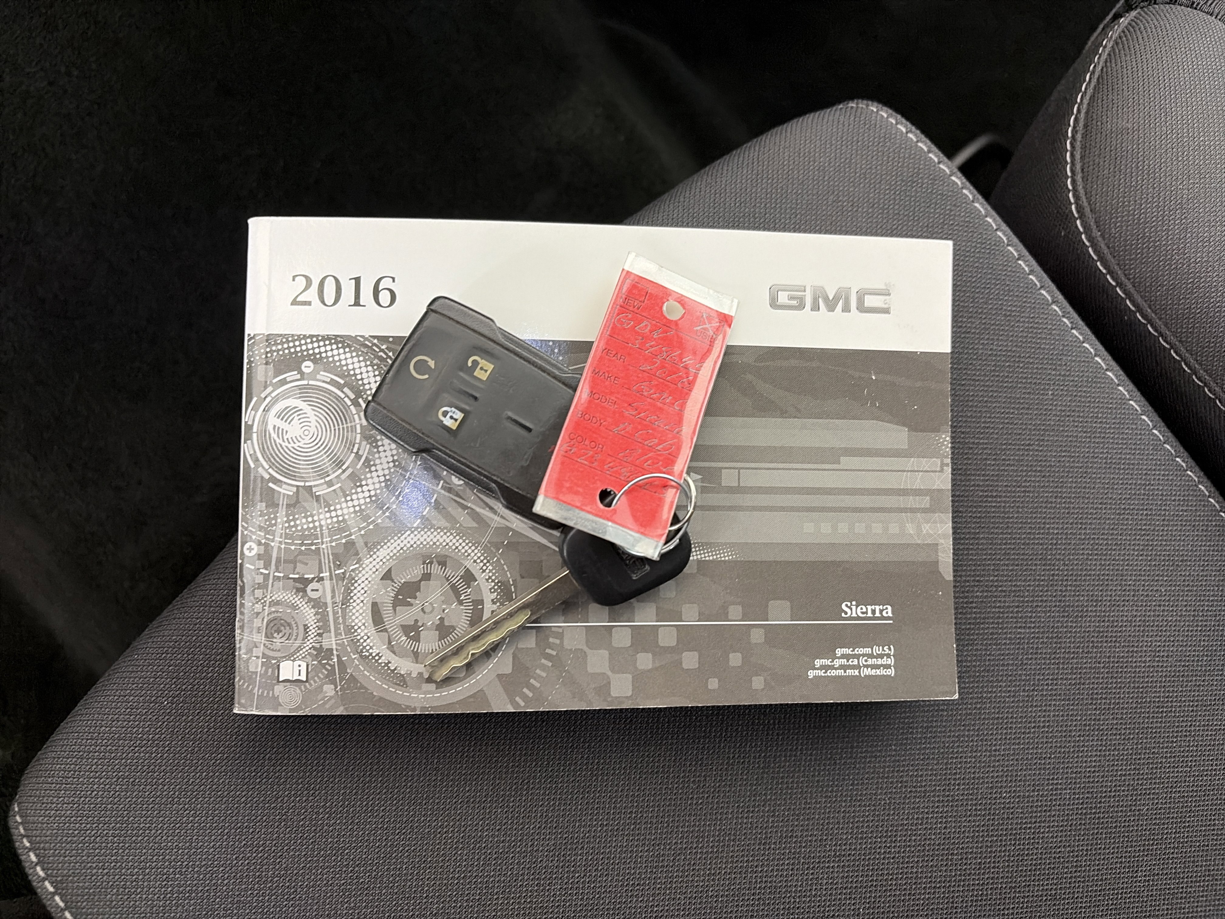 Used 2016 GMC Sierra 1500 SLE w/ SLE Value Package image 30