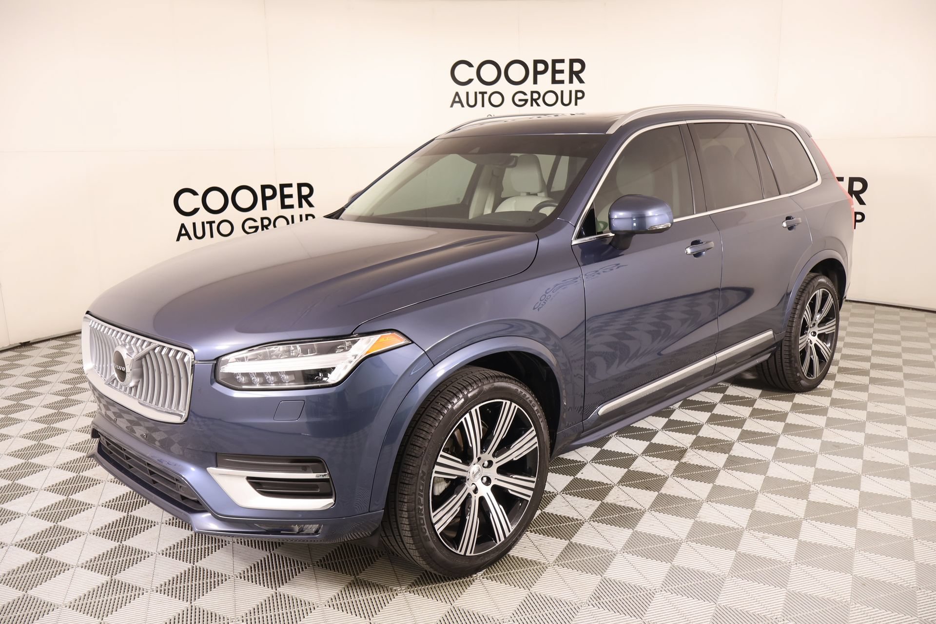 Used 2021 Volvo XC90 T6 Inscription w/ Climate Package AWD/4WD image 11