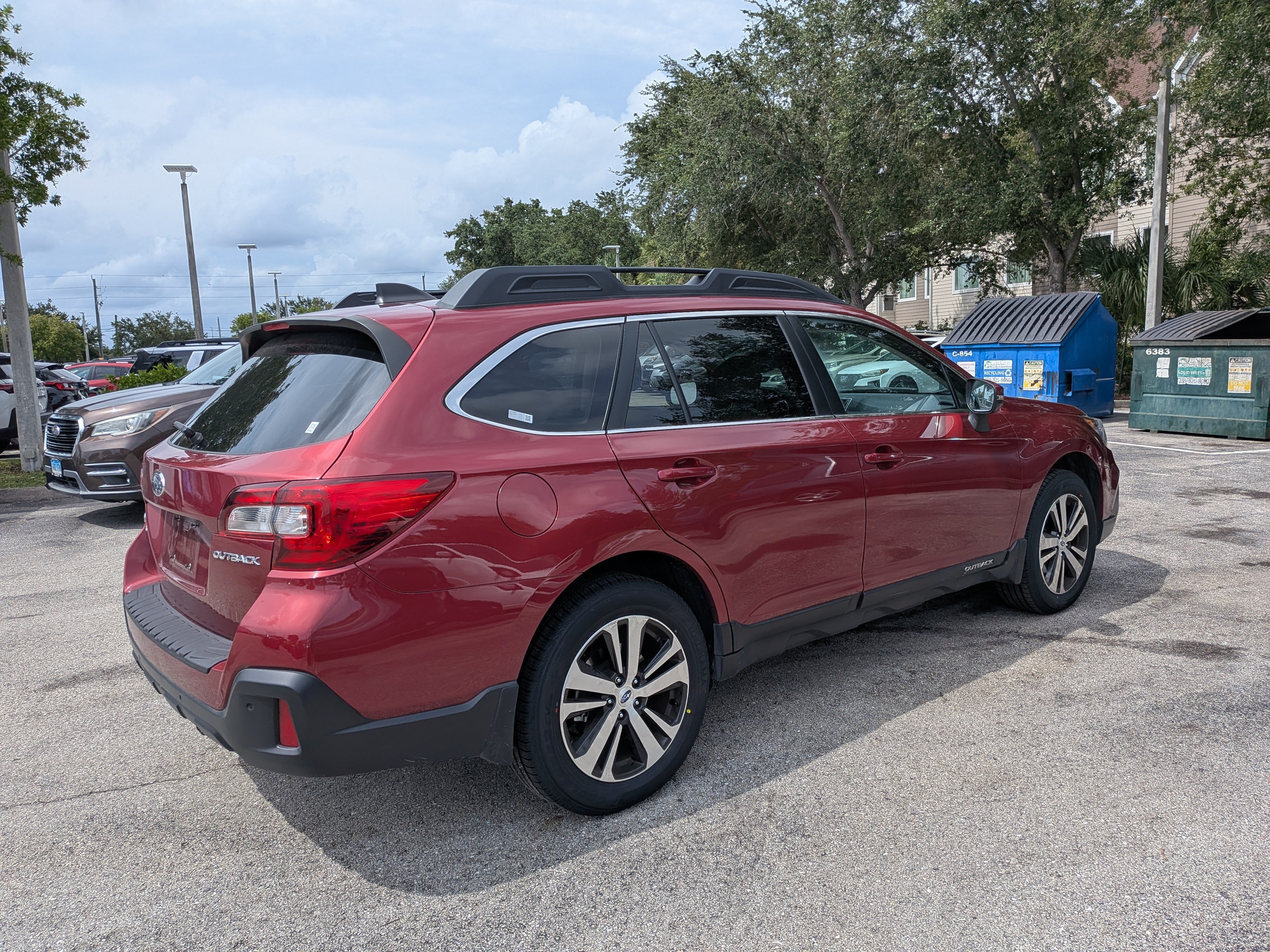 Used 2018 Subaru Outback 2.5i Limited AWD/4WD image 4