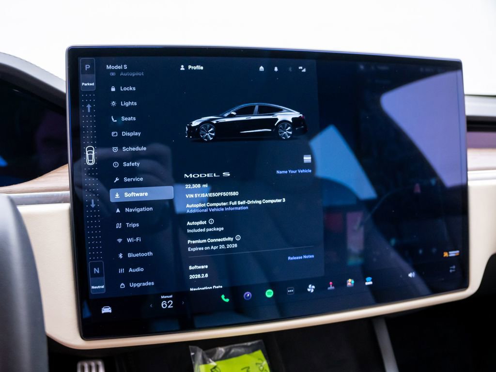 Used 2023 Tesla Model S Standard Range image 24