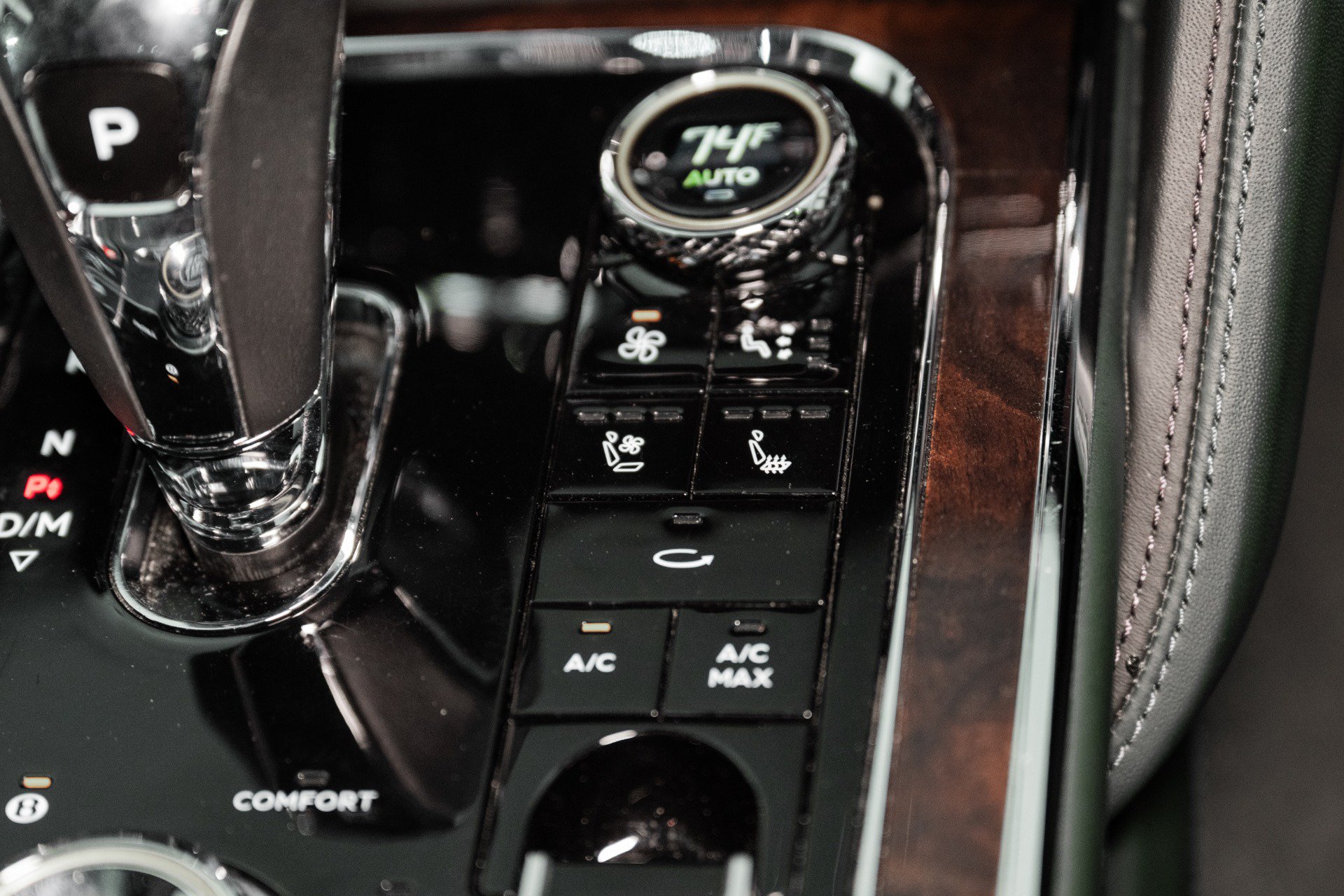 Certified 2022 Bentley Flying Spur V8 AWD/4WD image 44