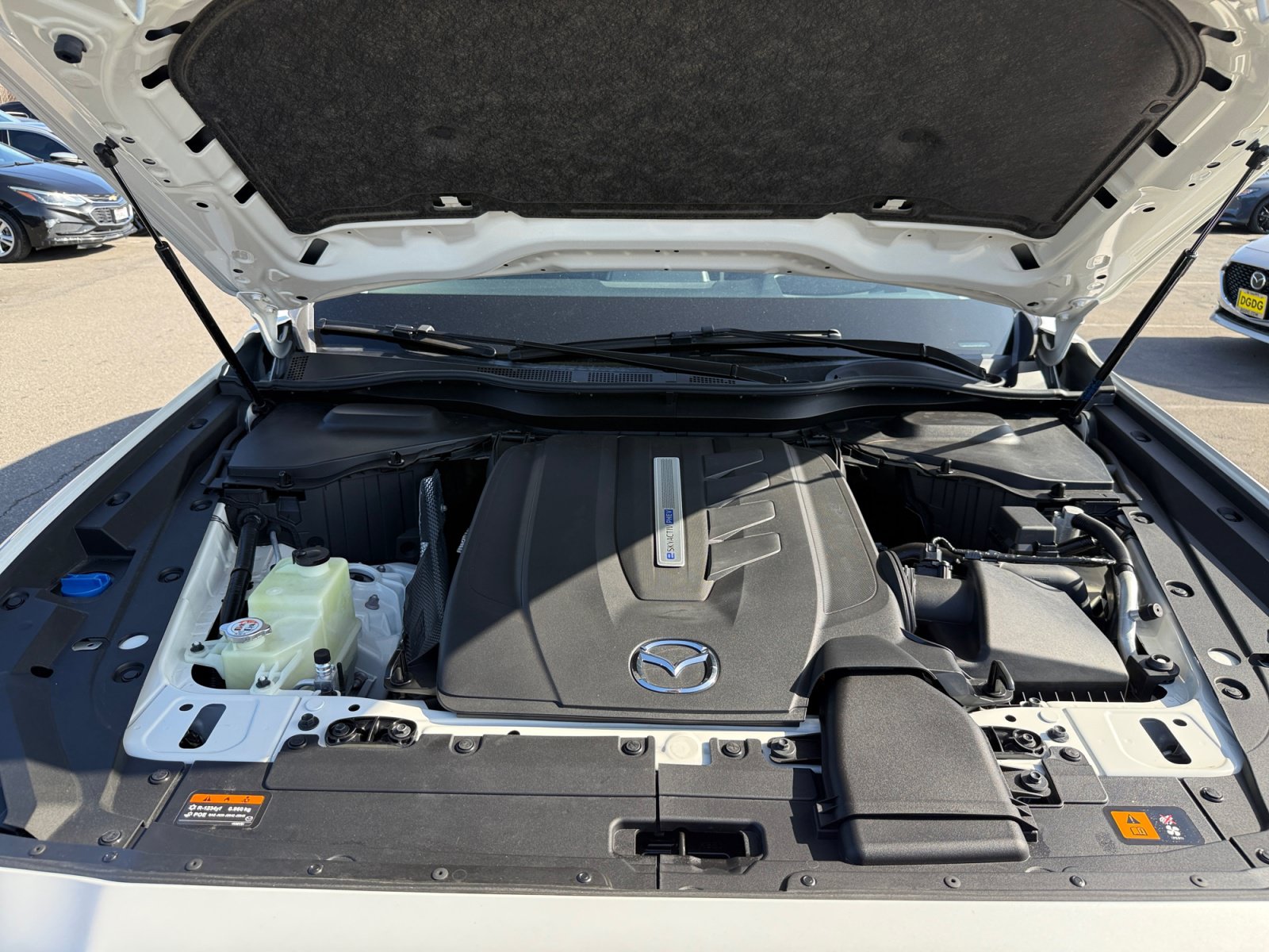 Certified 2024 MAZDA CX-90 Plug-In Hybrid w/ Premium Pkg AWD/4WD image 20