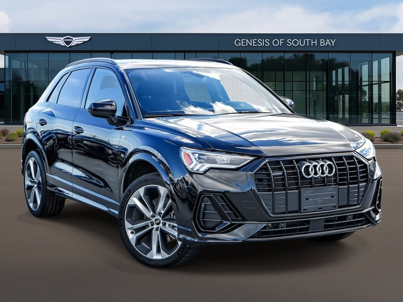 Used 2022 Audi Q3 2.0T Premium Plus image 3