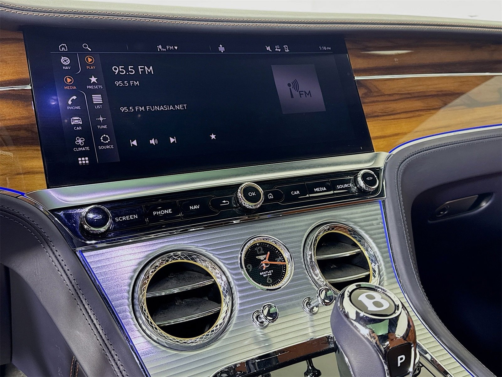 Certified 2024 Bentley Continental GT image 14