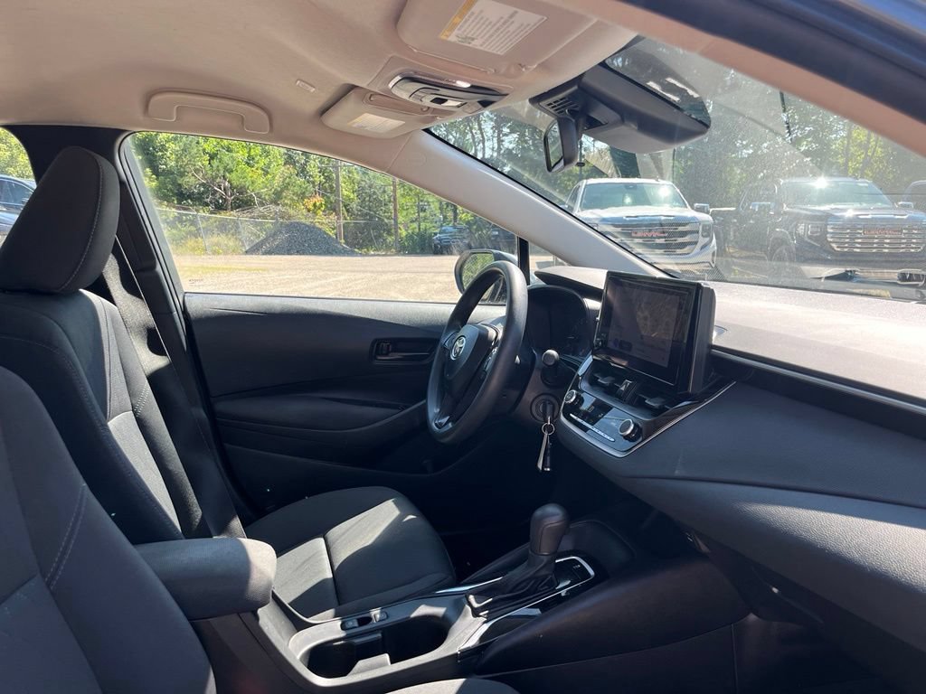 Used 2024 Toyota Corolla LE FWD image 37
