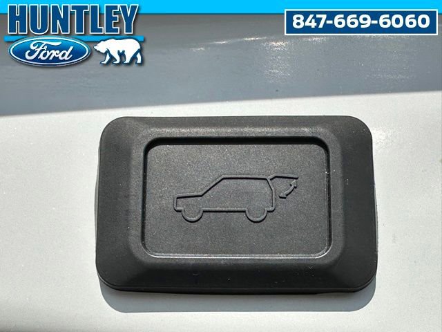 Used 2023 Toyota RAV4 XLE Premium AWD/4WD image 10