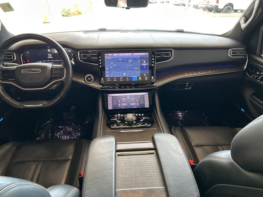 Used 2023 Jeep Grand Wagoneer Series II image 35