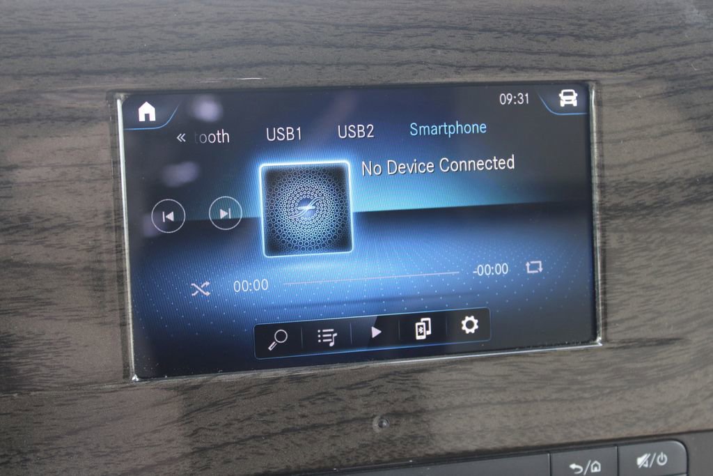 Used 2021 Mercedes-Benz Sprinter 3500 image 51