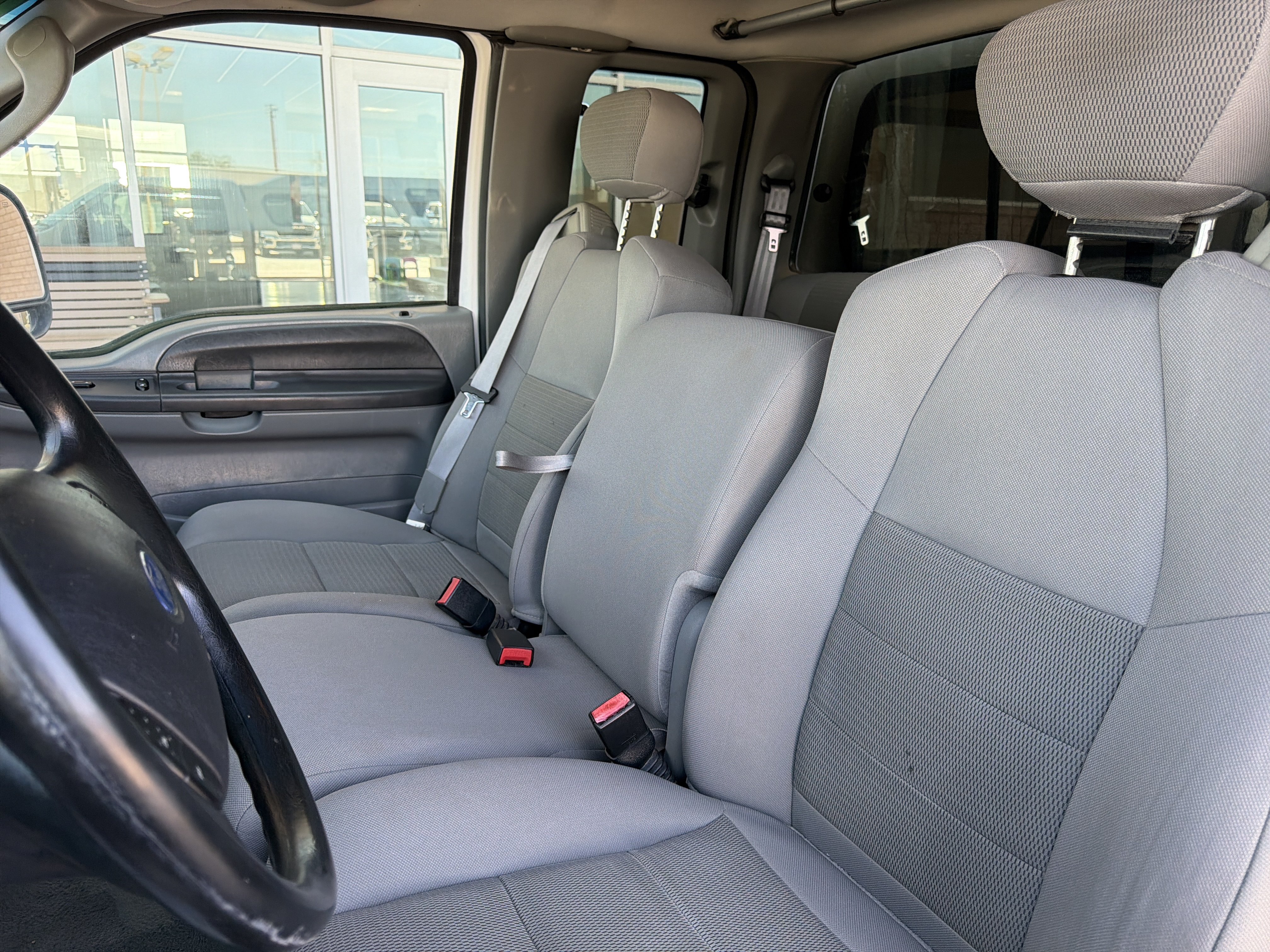 Used 2004 Ford F250 XLT AWD/4WD image 13