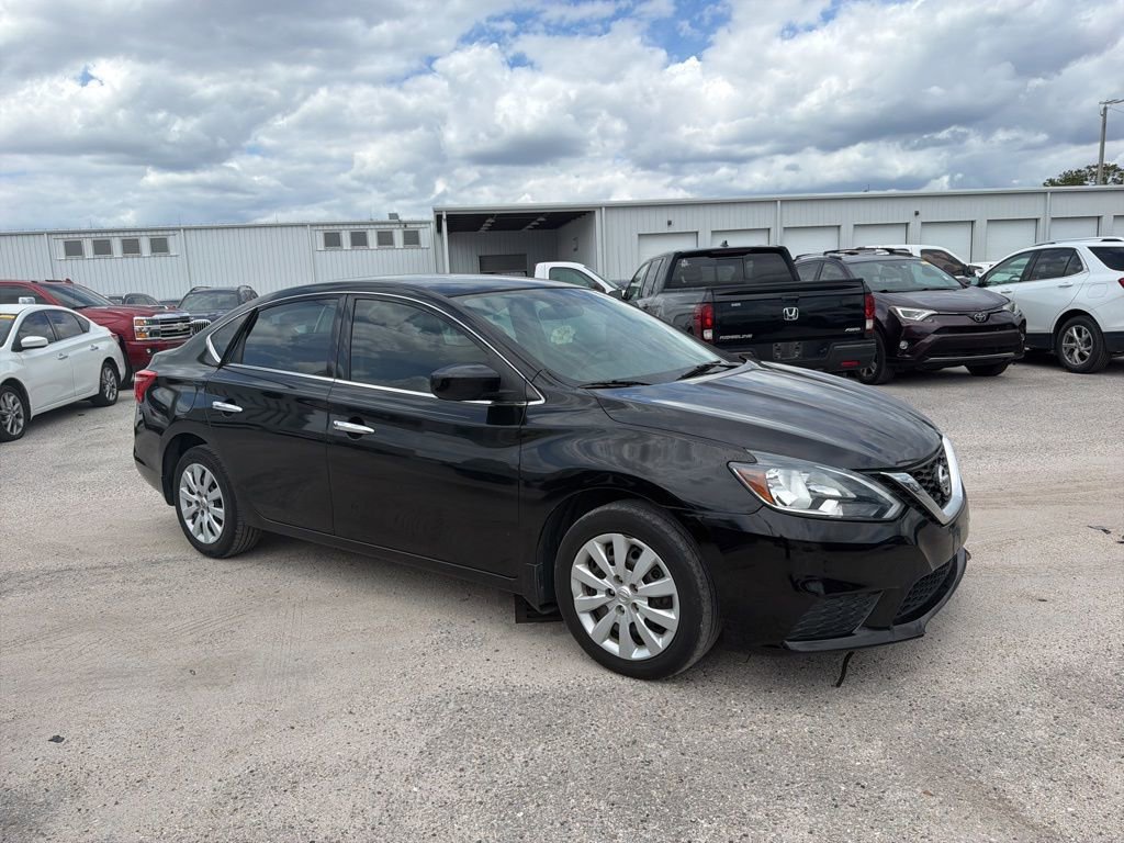 Used 2018 Nissan Sentra S FWD image 3