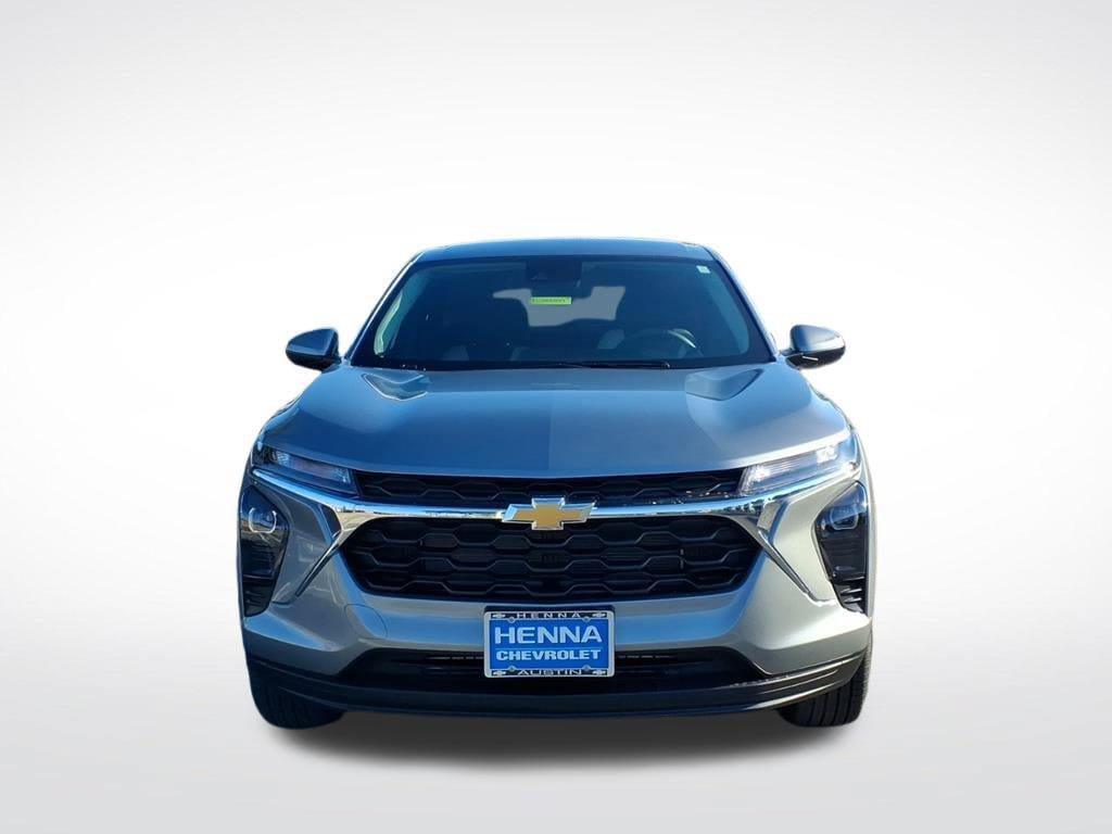 New 2026 Chevrolet Trax LS w/ LS Convenience Package FWD image 10