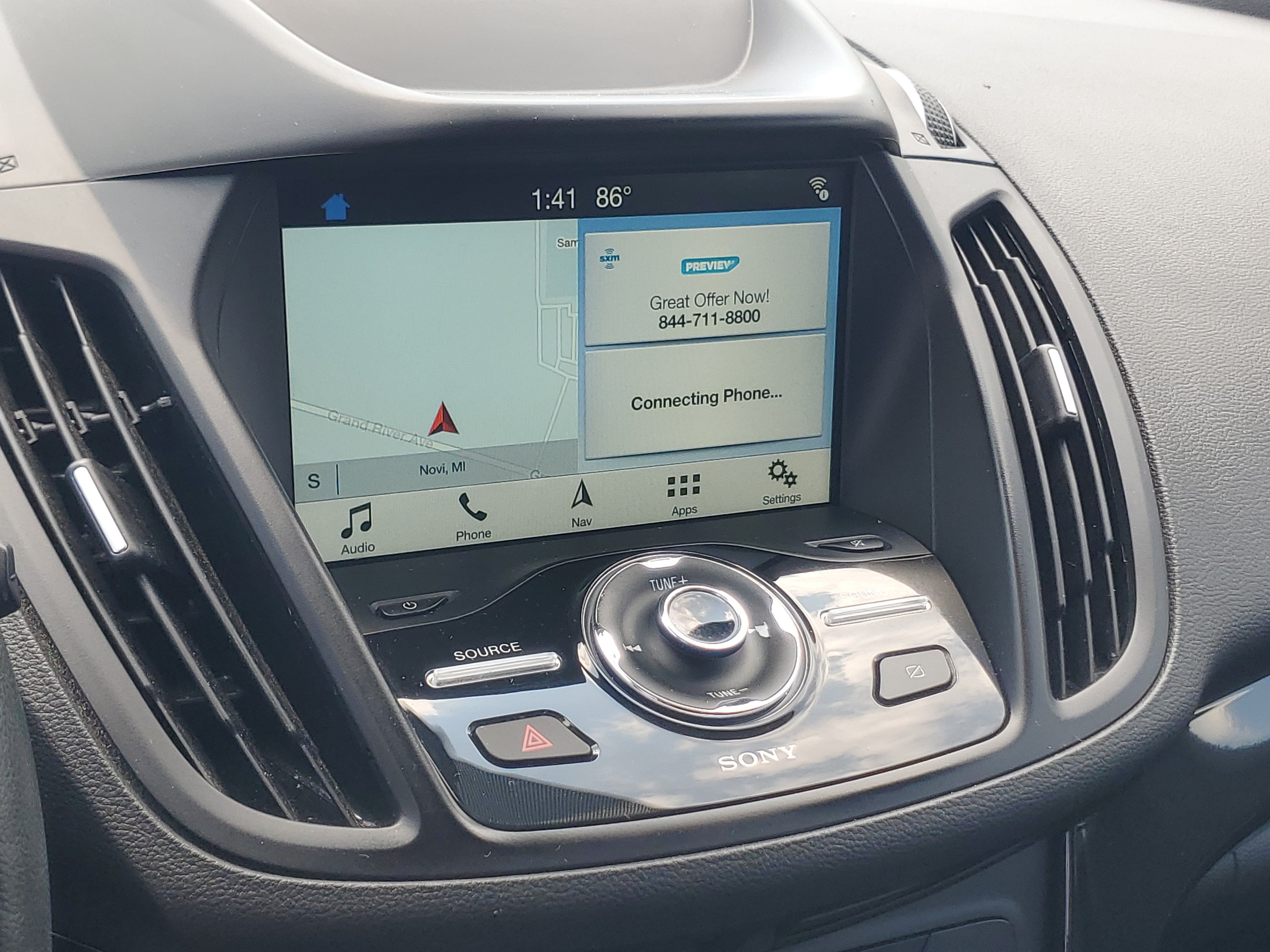 Used 2019 Ford Escape Titanium AWD/4WD image 16