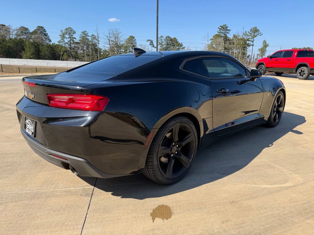 Used 2017 Chevrolet Camaro LT image 5