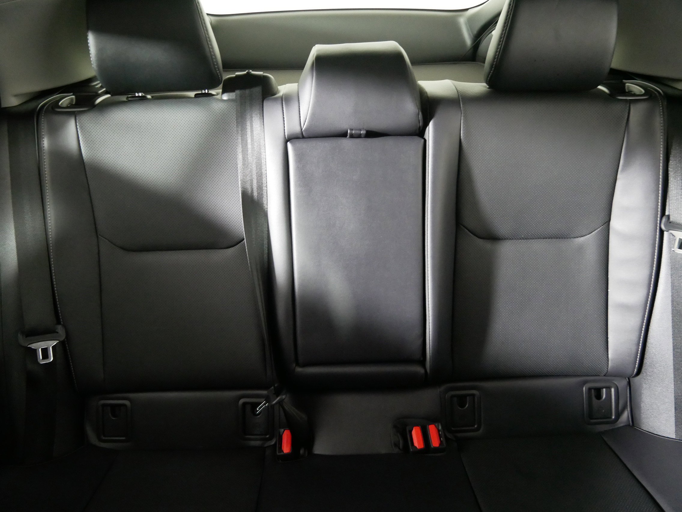 Used 2024 Toyota Prius XLE image 13