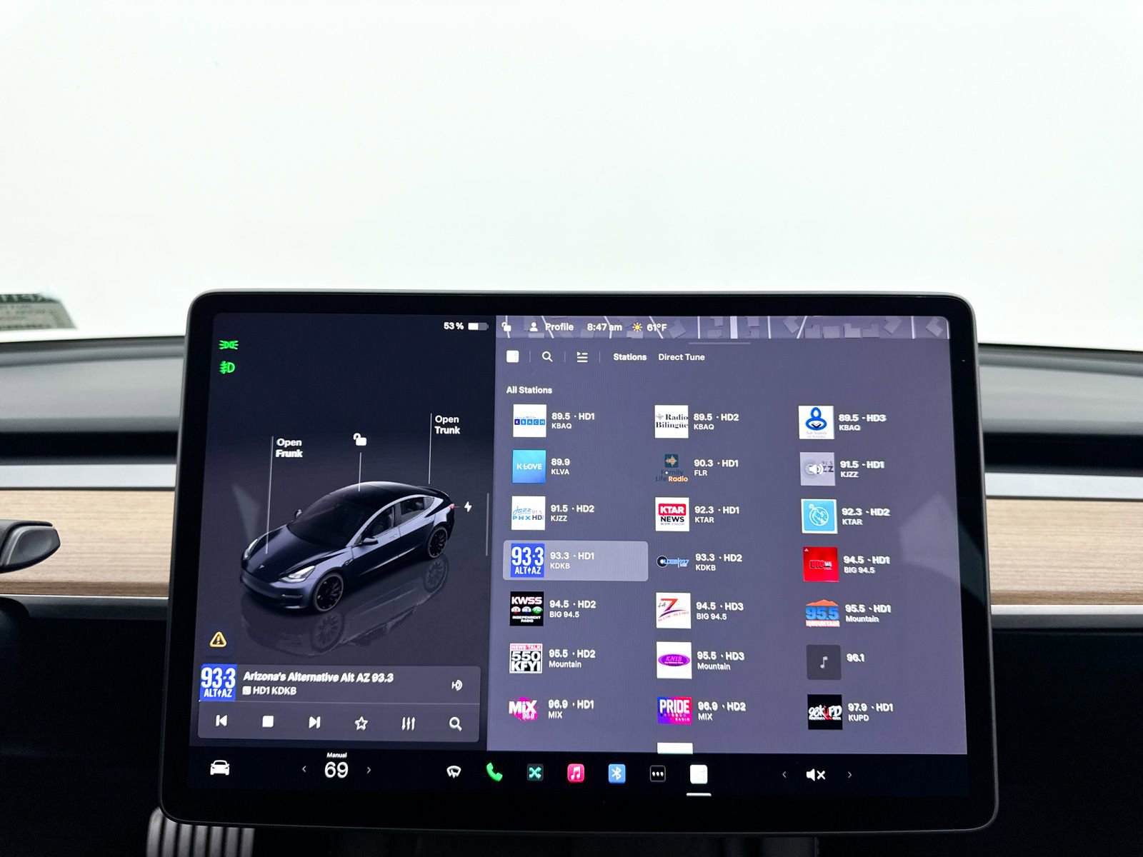 Used 2023 Tesla Model 3 Performance image 5