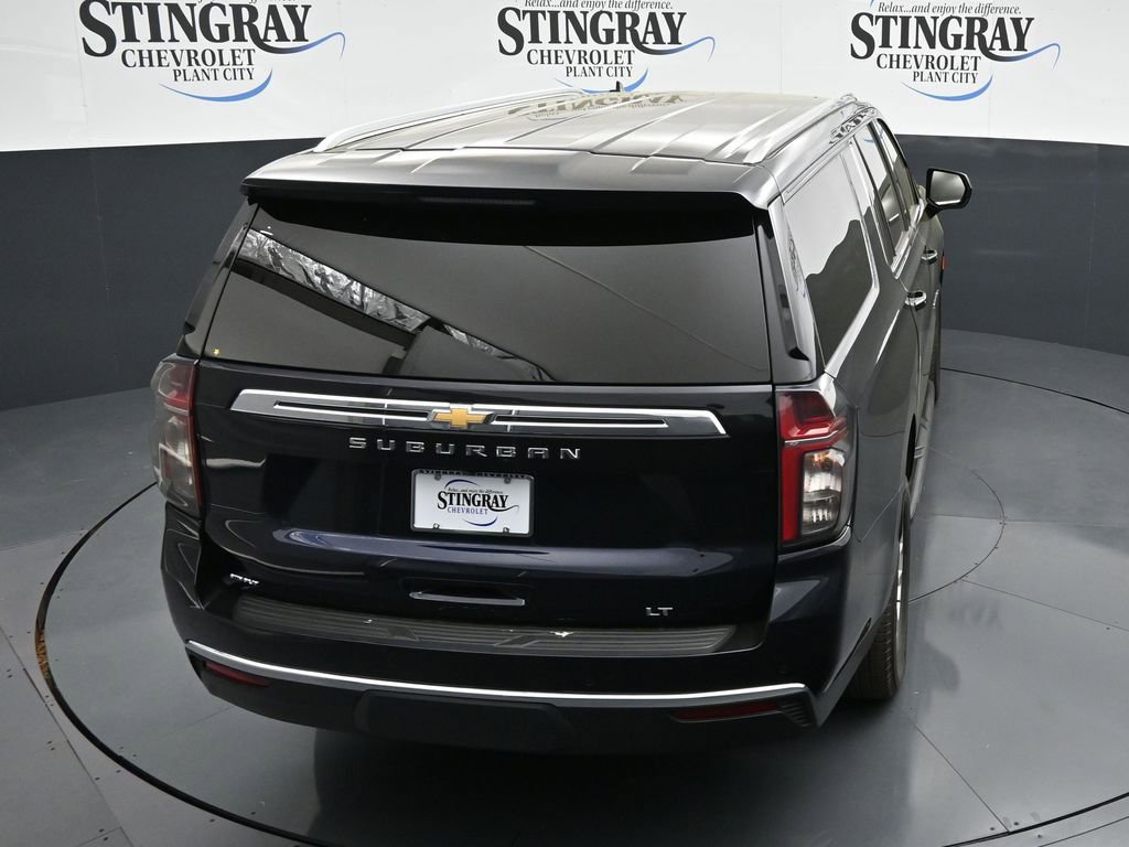 Used 2024 Chevrolet Suburban LT image 14