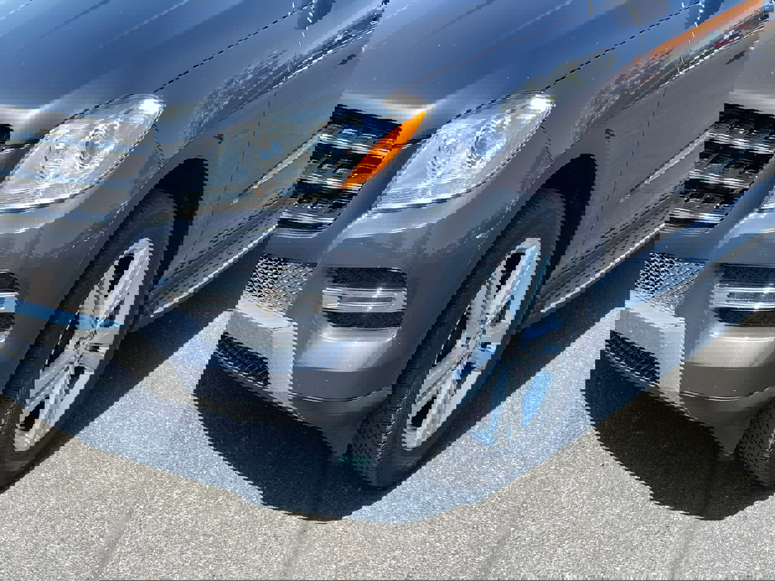 Used 2013 Mercedes-Benz ML 350 BlueTEC 4MATIC image 9