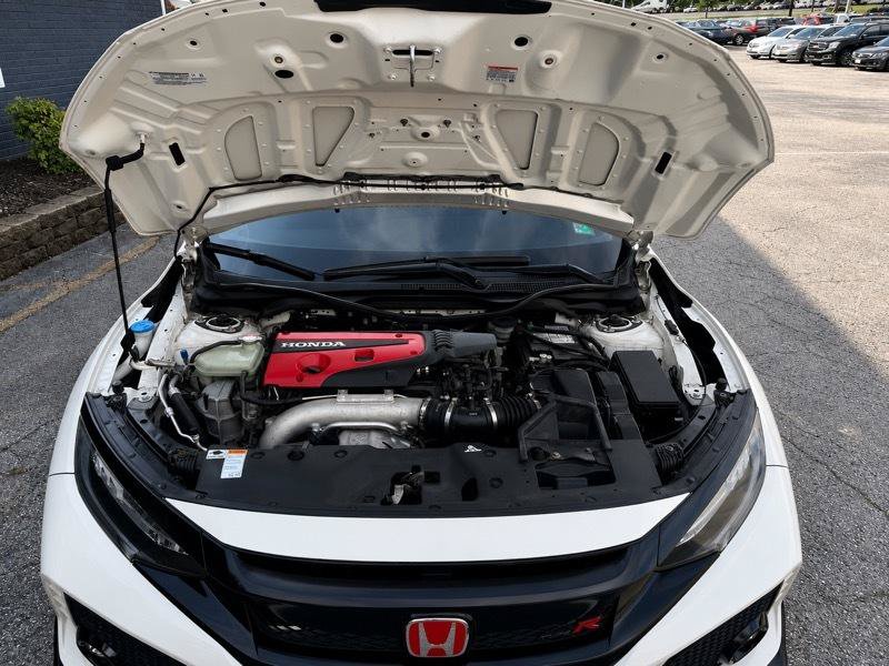 Used 2019 Honda Civic Type R image 16
