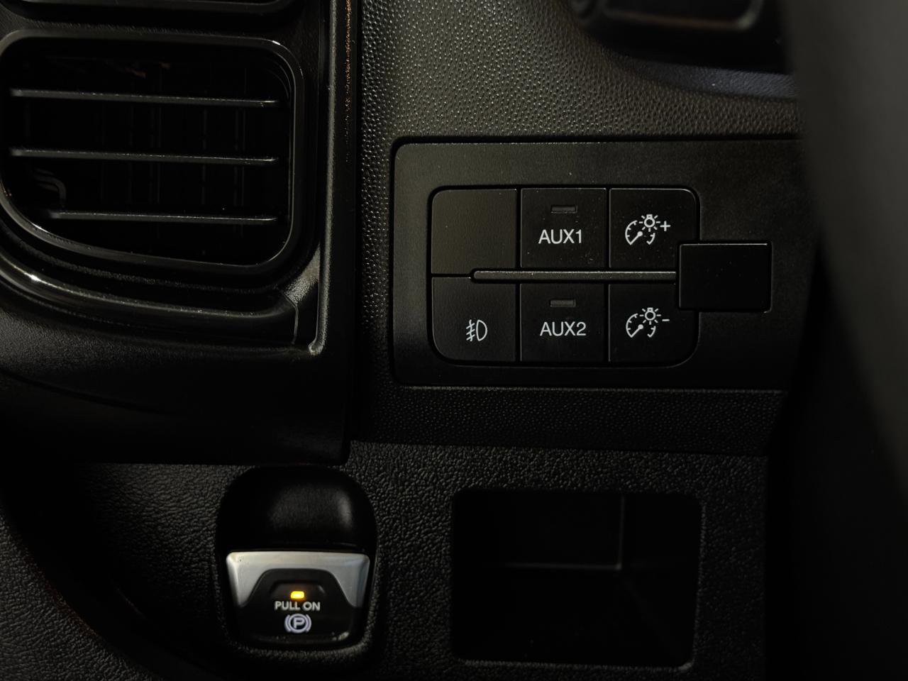 Used 2022 RAM ProMaster 2500 w/ Convenience Group image 20