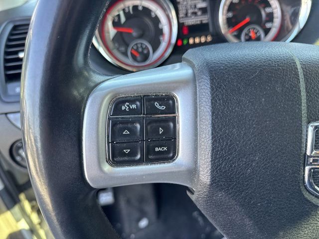 Used 2015 Dodge Grand Caravan SXT w/ UConnect Hands-Free Group image 20