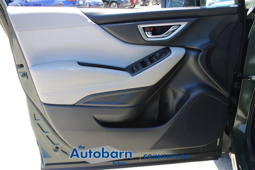 Used 2023 Subaru Forester Premium AWD/4WD image 9