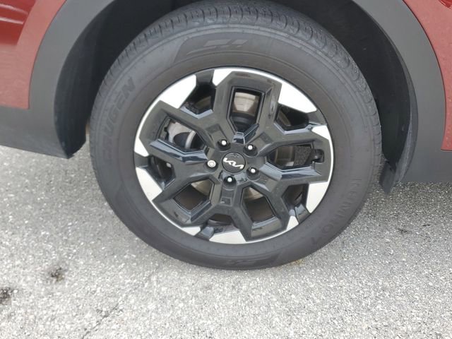 Certified 2024 Kia Sorento S image 5