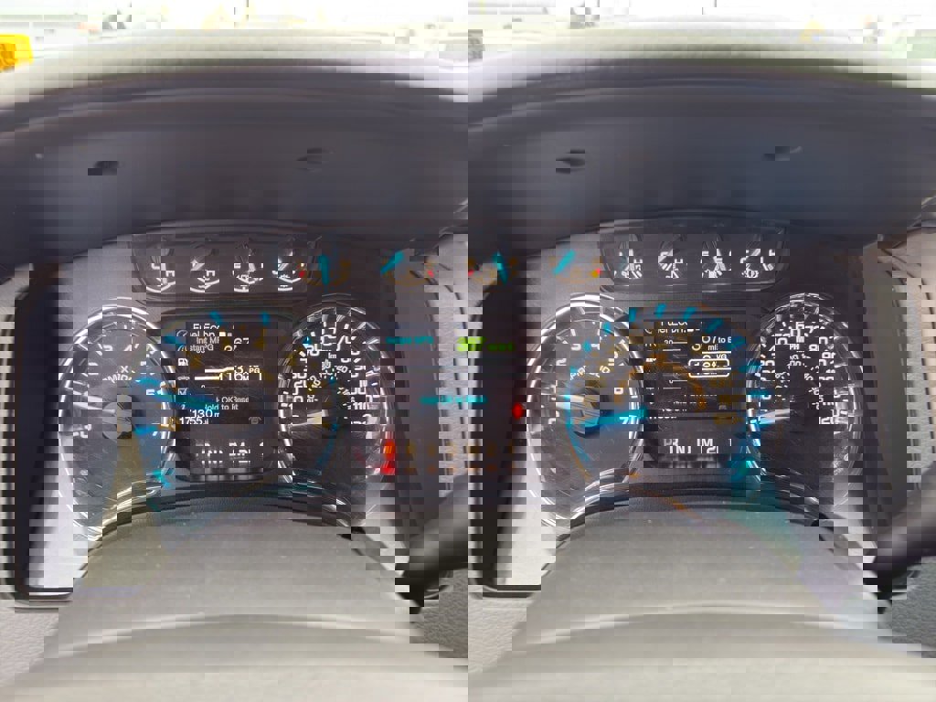 Used 2012 Ford F150 XLT w/ XLT Chrome Pkg image 13