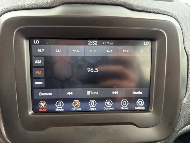 Used 2020 Jeep Renegade Limited w/ Trailer Tow Group AWD/4WD image 18