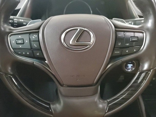 Used 2021 Lexus ES 300h w/ Premium Package image 13
