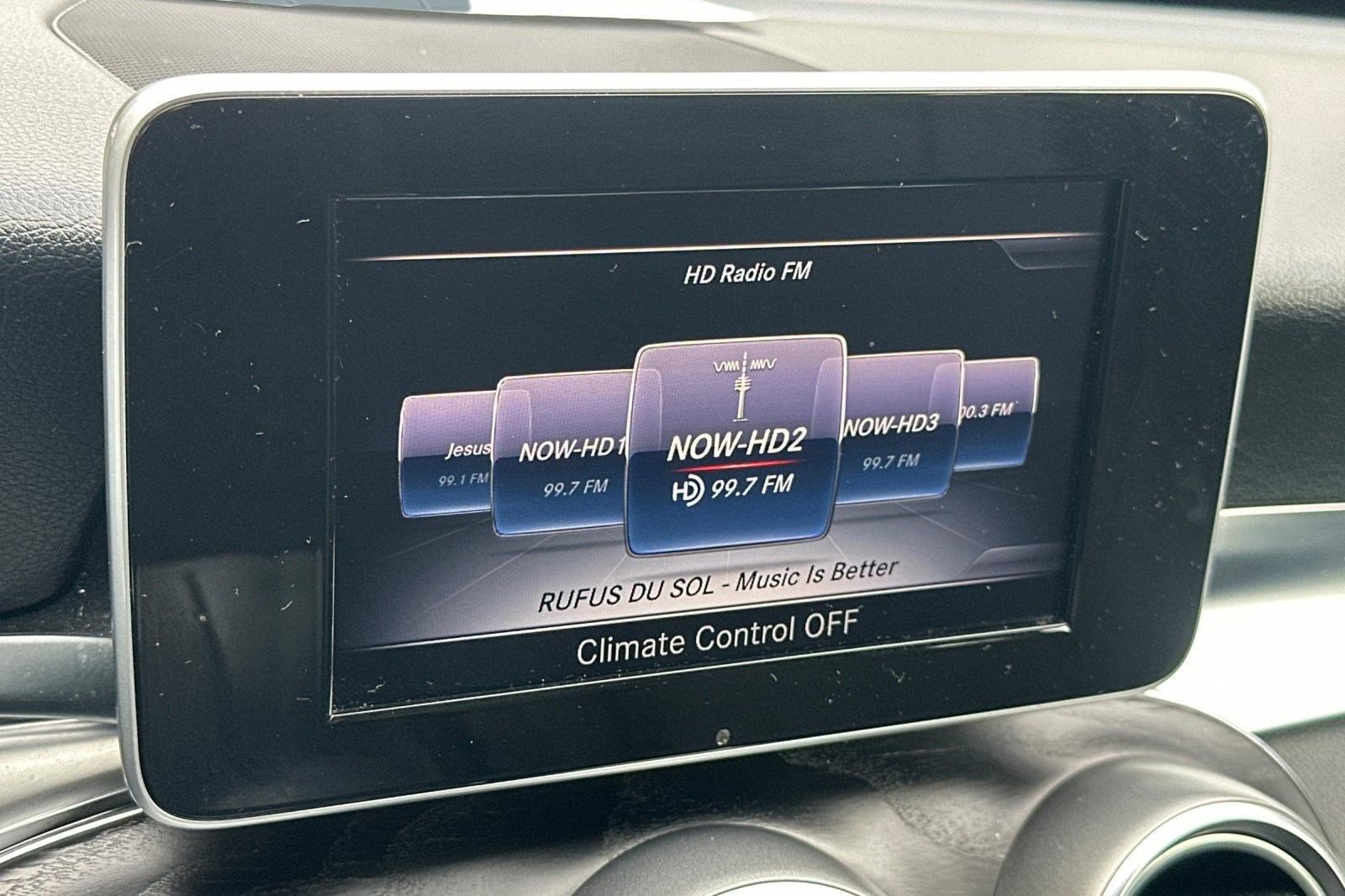 Used 2015 Mercedes-Benz C 300 4MATIC Sedan image 23