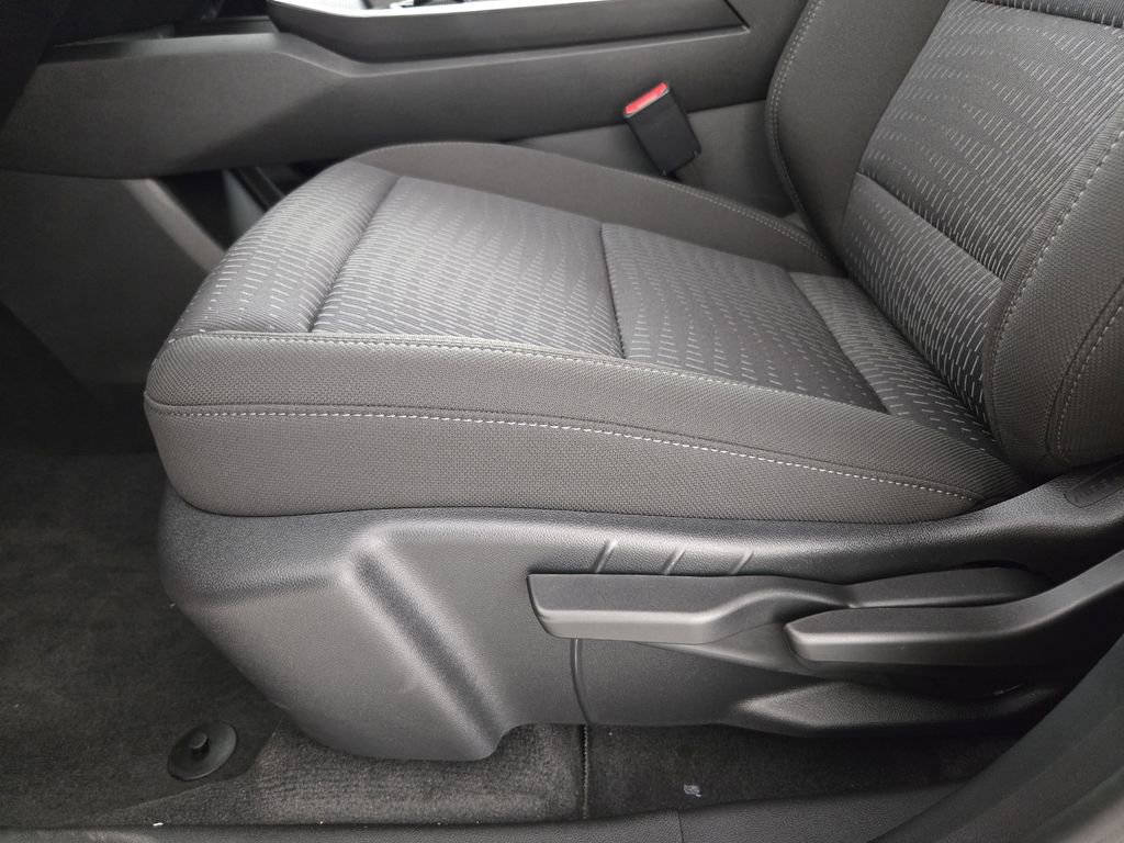 New 2026 Chevrolet Equinox LT w/ LPO, Floor Liner Package image 22