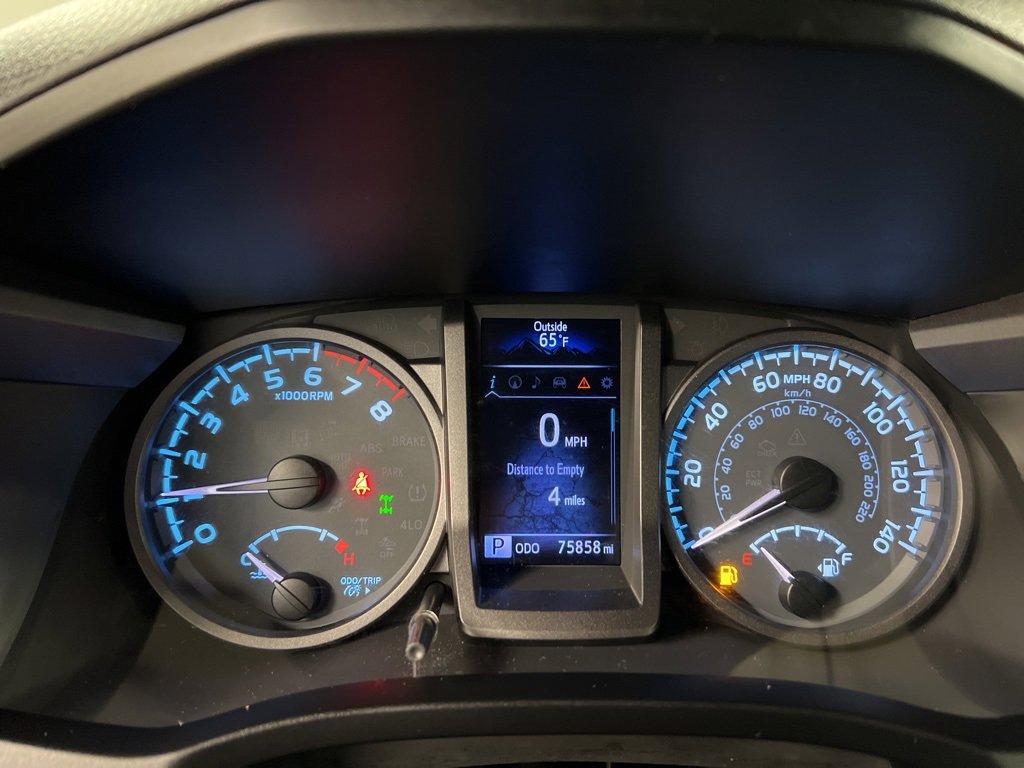 Used 2018 Toyota Tacoma TRD Off-Road image 23