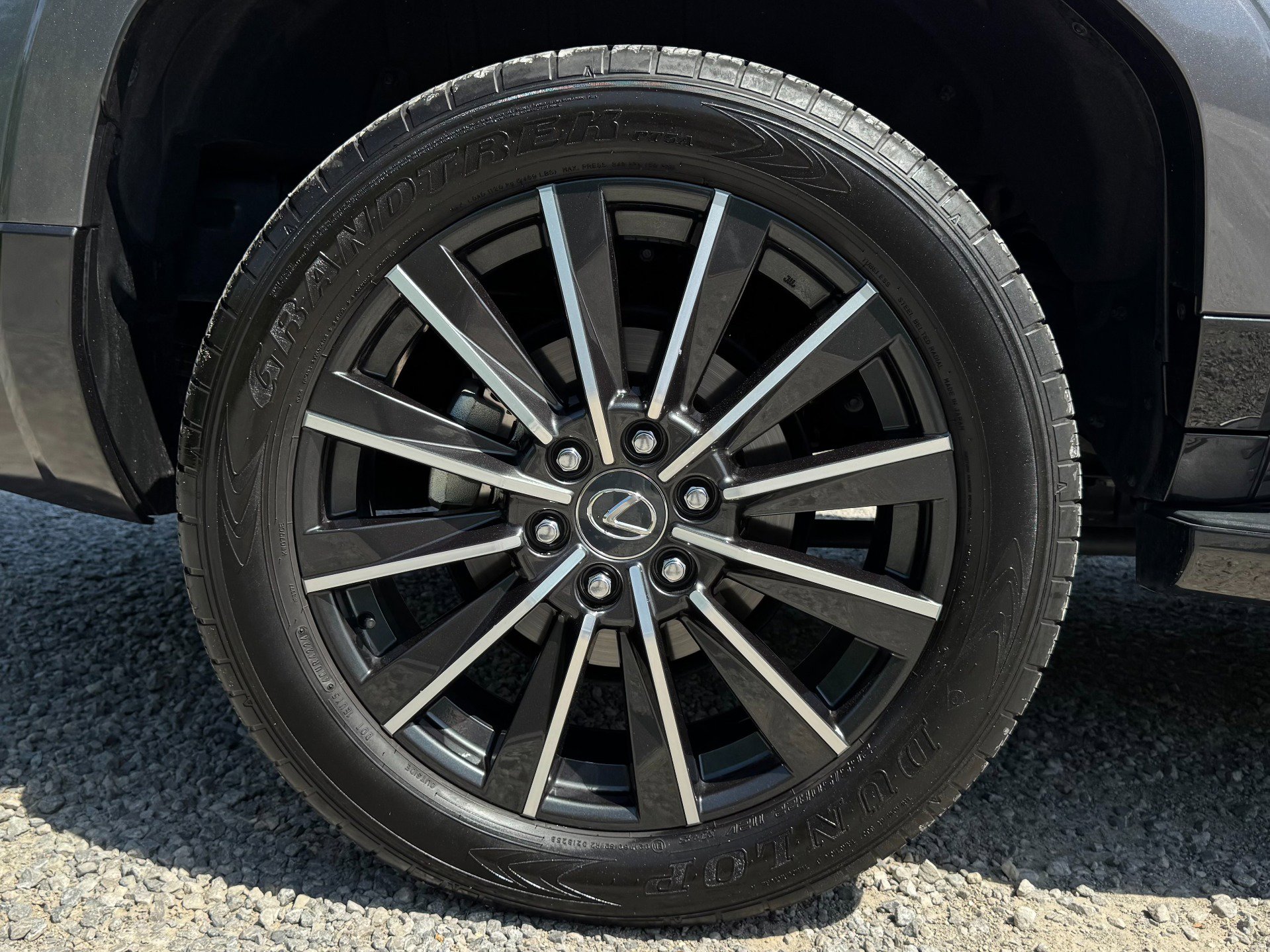 Used 2024 Lexus GX 550 AWD/4WD image 76