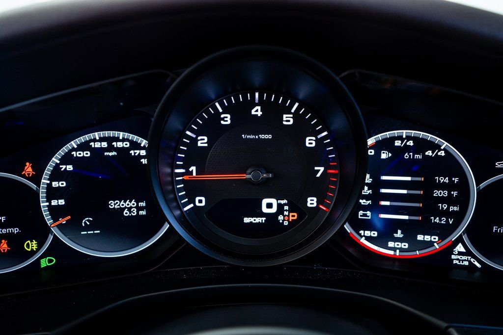 Used 2023 Porsche Panamera Platinum Edition image 44