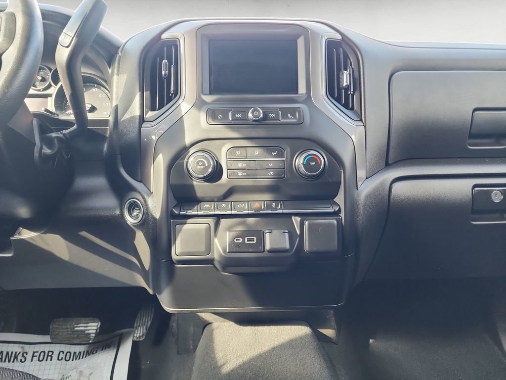 Used 2023 Chevrolet Silverado 1500 Custom image 11