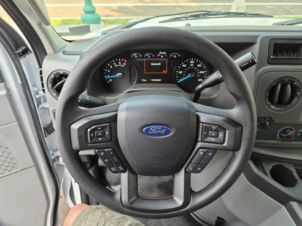 New 2027 Ford E-350 and Econoline 350 Super Duty w/ Driver's Safety Package RWD image 17