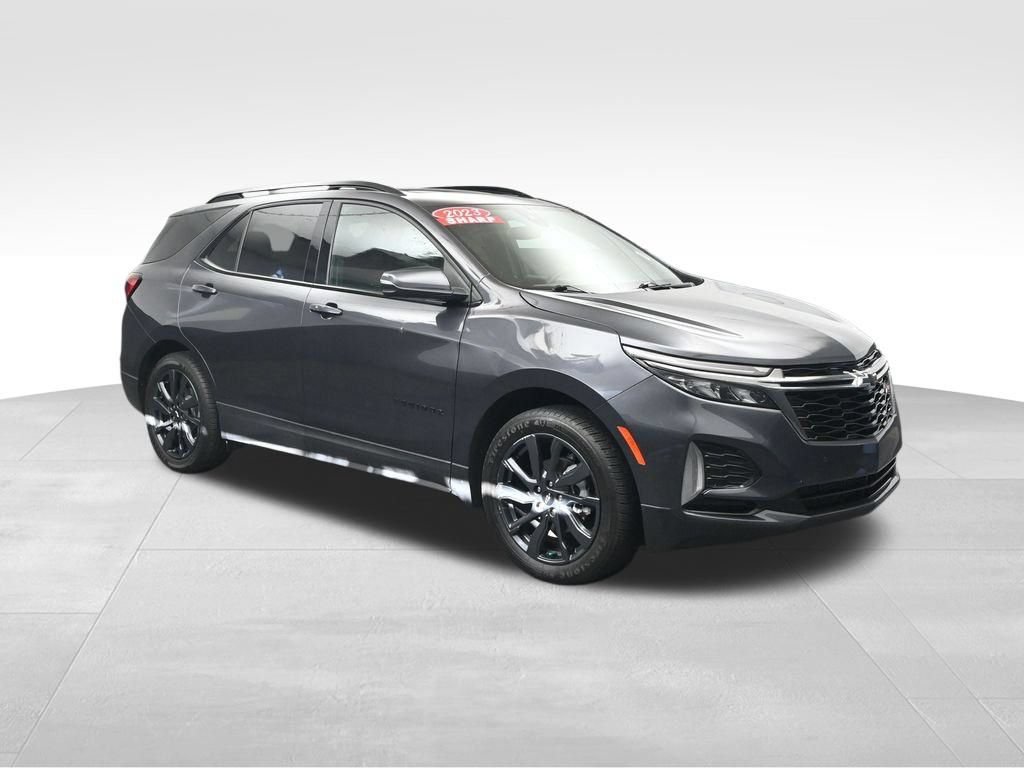 Used 2023 Chevrolet Equinox RS w/ RS Leather Package FWD image 7
