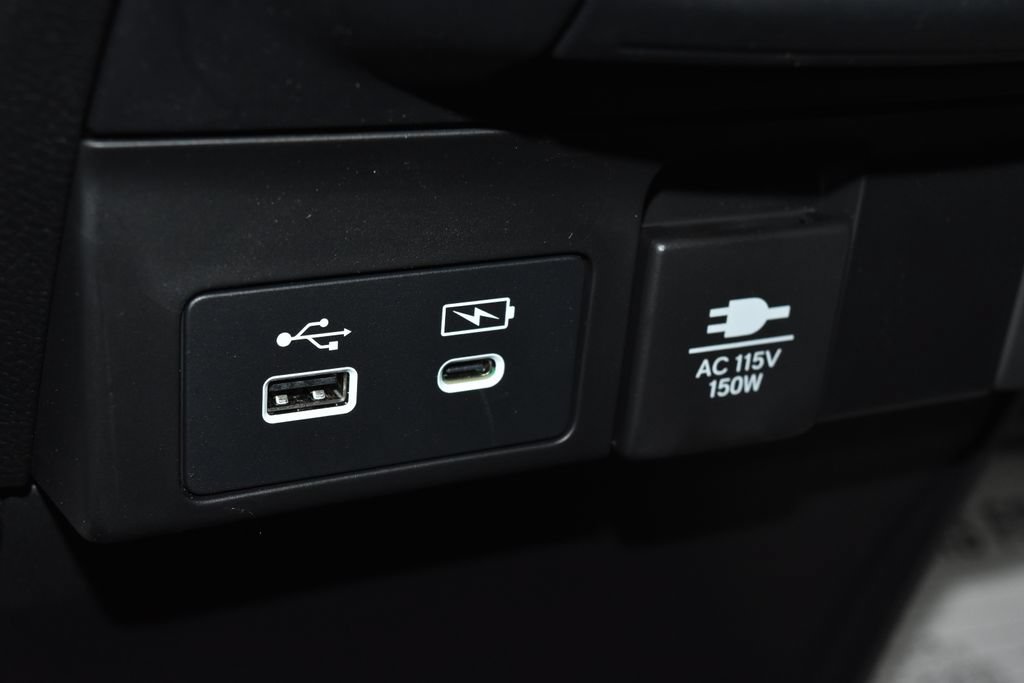Used 2026 Honda Odyssey Touring image 14