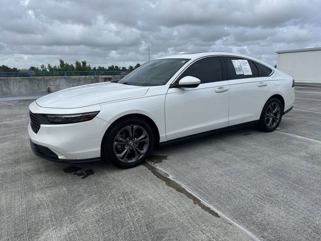 Used 2023 Honda Accord EX image 18