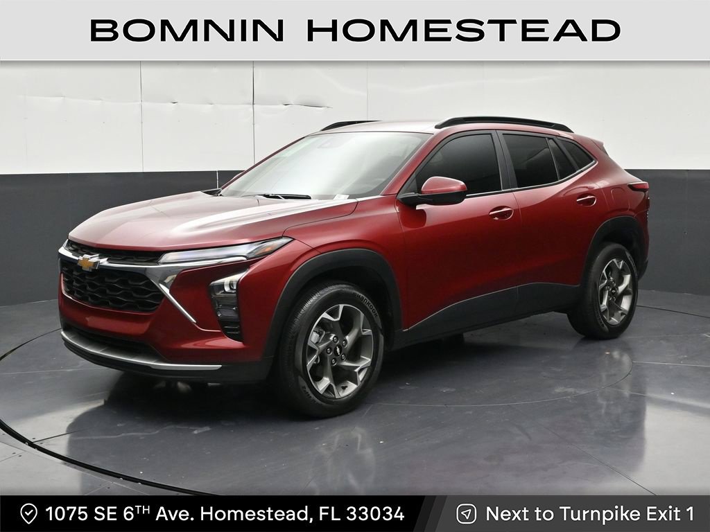 Used 2025 Chevrolet Trax LT