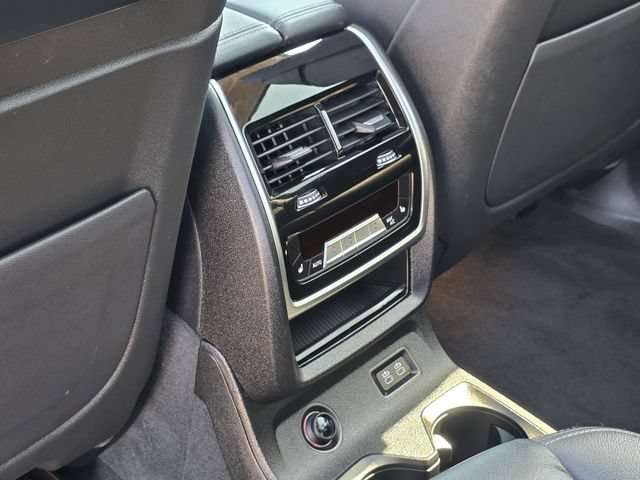 Used 2021 BMW X7 xDrive40i w/ Premium Package AWD/4WD image 23