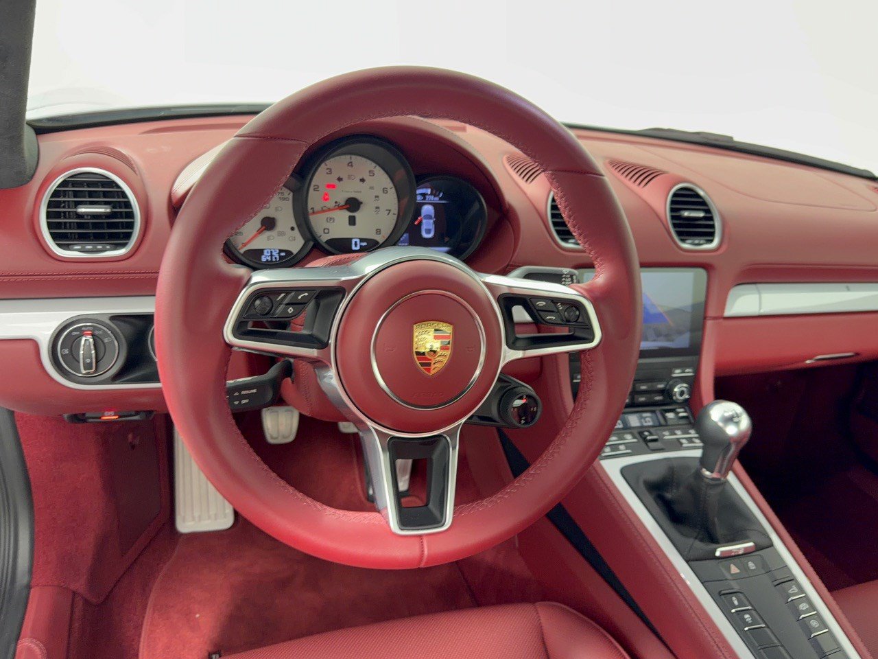 Certified 2025 Porsche 718 Cayman S RWD image 10