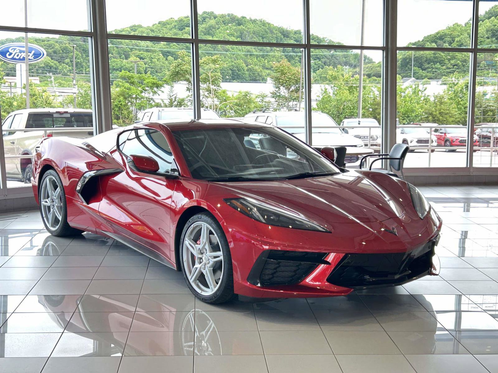 Used 2021 Chevrolet Corvette Stingray Preferred Cpe w/ Battery Protection Package RWD image 1