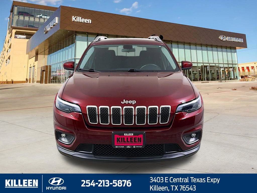 Used 2019 Jeep Cherokee Latitude w/ Popular Appearance Group FWD image 2
